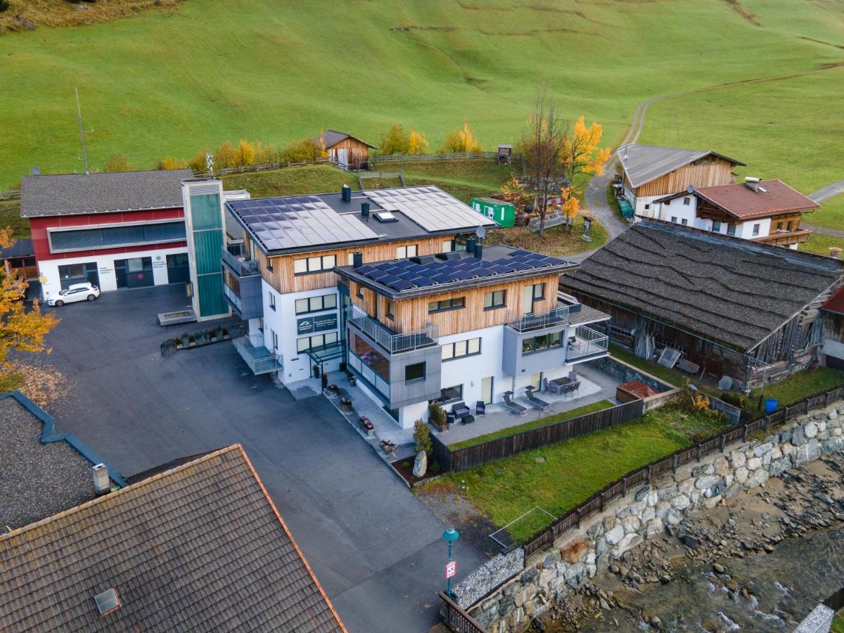 Aparthotel Ambiente Umhausen Exteriör bild