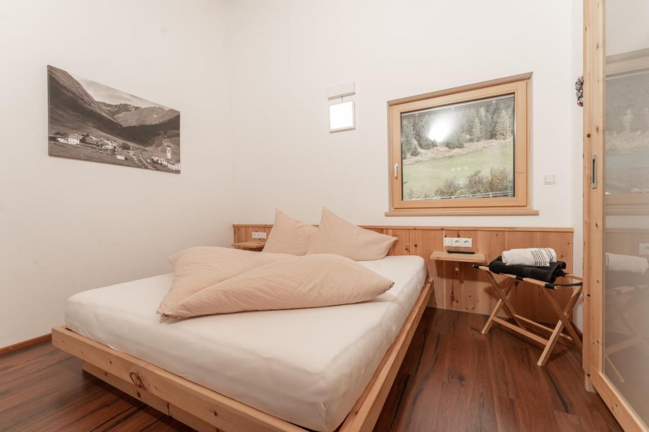 Aparthotel Ambiente Umhausen Exteriör bild