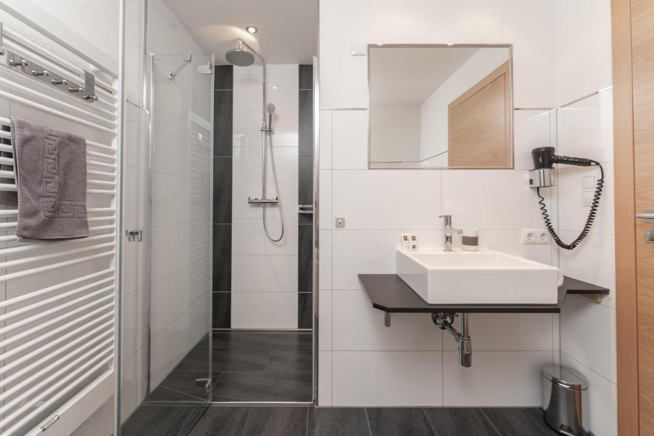 Aparthotel Ambiente Umhausen Exteriör bild