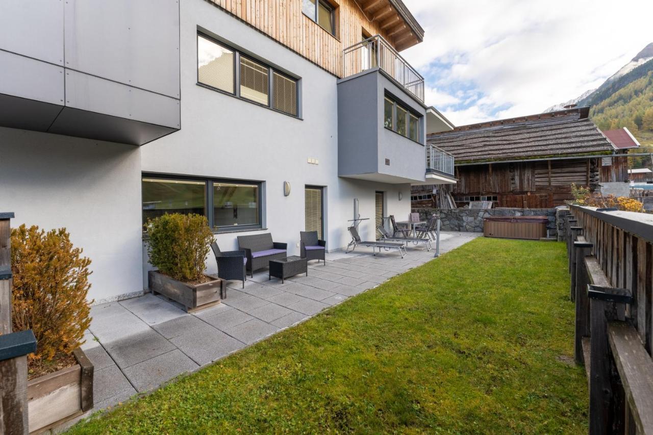 Aparthotel Ambiente Umhausen Exteriör bild