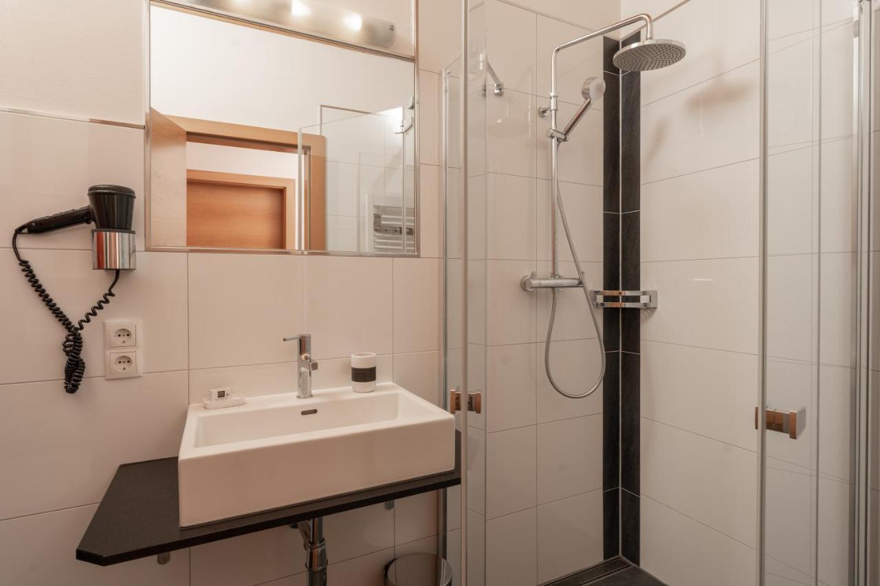 Aparthotel Ambiente Umhausen Exteriör bild