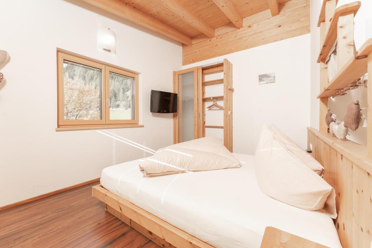 Aparthotel Ambiente Umhausen Exteriör bild