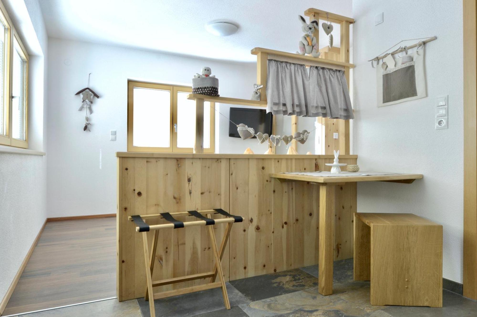 Aparthotel Ambiente Umhausen Rum bild